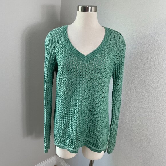 BCBGMAXAZRIA Large Dusty Jade Green KENT V Neck Sweater Open Knit Pullover - Picture 1 of 15